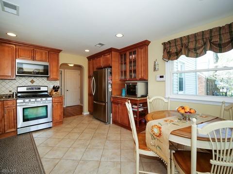 282 Hazel Pl, Union, NJ 07083 photo 8
