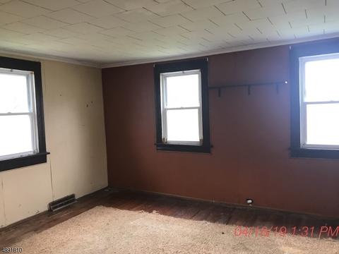222 Park Ave, Hackettstown, NJ 07840 photo 4