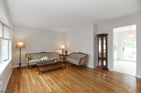 40 Huntley Rd, Summit, NJ 07901 photo 4