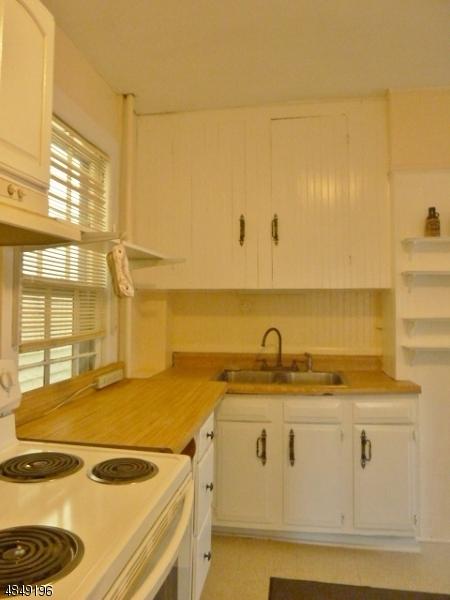 288 Main St, Hackettstown, NJ 07840 photo 5