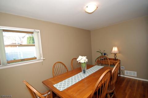 31 Pinecrest Ter, Wayne, NJ 07470 photo 6
