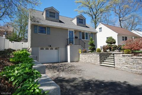 31 Pinecrest Ter, Wayne, NJ 07470 photo 2