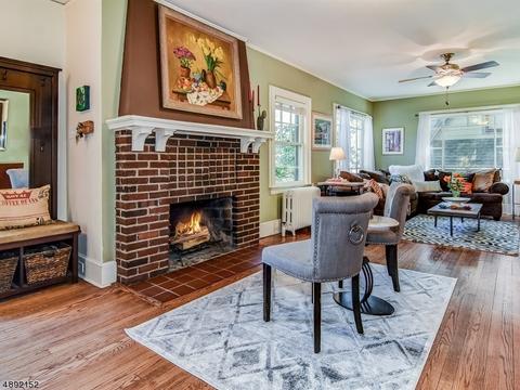 102 Haddon Pl, Montclair, NJ 07043 photo 2