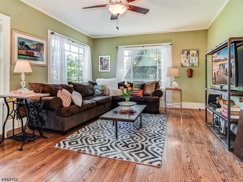 102 Haddon Pl, Montclair, NJ 07043 photo 3