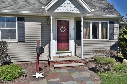 8 Decker Rd, Wanaque Boro, NJ 07420 photo 3
