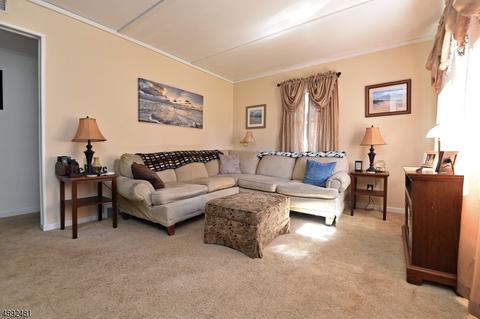 8 Decker Rd, Wanaque Boro, NJ 07420 photo 8