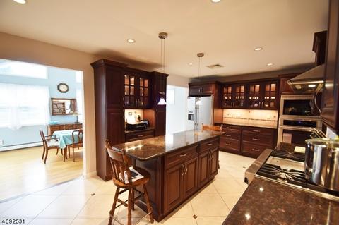 3 Lyncrest Ter, Wayne, NJ 07470 photo 6