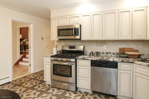 57 Brandon Ave, Wayne, NJ 07470 photo 9