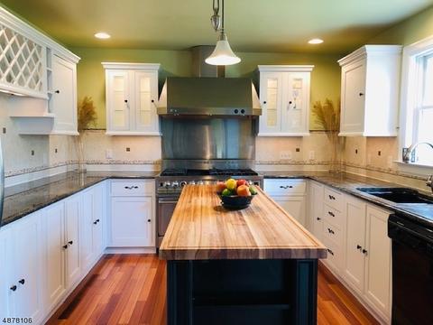 309 Black Oak Ridge Rd, Wayne, NJ 07470 photo 1