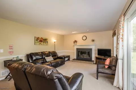 27 Foxfire Ln, Clinton, NJ 08809 photo 11