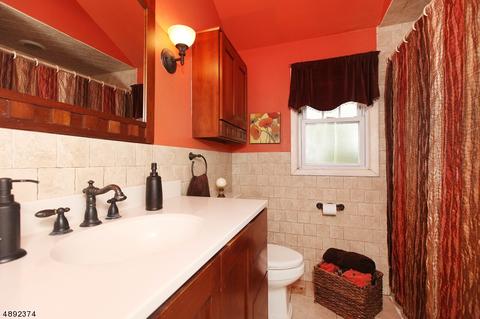 92 Chestnut St, Nutley, NJ 07110 photo 20