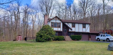 61 Ash St, Stanhope, NJ 07874 photo 1