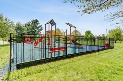 27 Maple Ct, Flemington, NJ 08822 photo 22