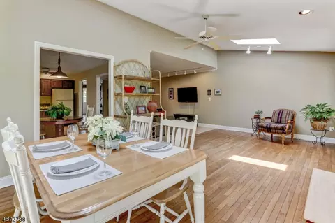 27 Maple Ct, Flemington, NJ 08822 photo 7