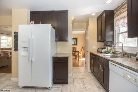 188 Hillcrest Dr, Wayne, NJ 07470 photo 5