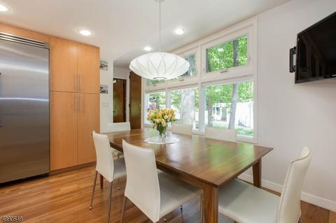 2 Clinton Pl, Millburn, NJ 07041 photo 10