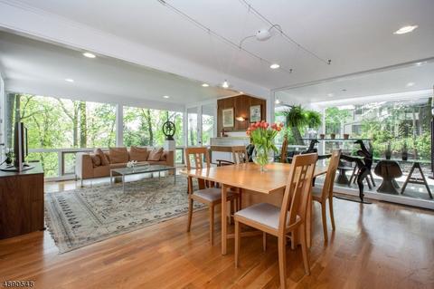 2 Clinton Pl, Millburn, NJ 07041 photo 5