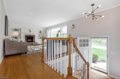 14 Dale Dr, Summit, NJ 07901 photo 2