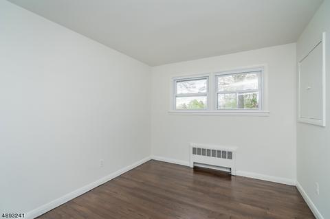 28 Huron Ave, Wayne, NJ 07470 photo 9