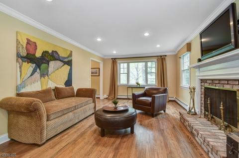 17 Cromwell Dr, Mendham, NJ 07945 photo 5