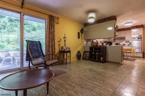 323 Hackett Rd, Hampton, NJ 08827 photo 8