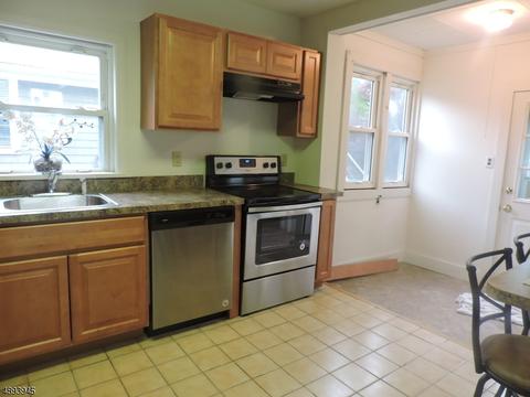 110 E Prospect St, Hackettstown, NJ 07840 photo 16