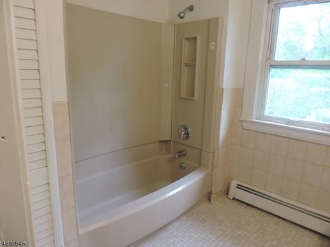110 E Prospect St, Hackettstown, NJ 07840 photo 9