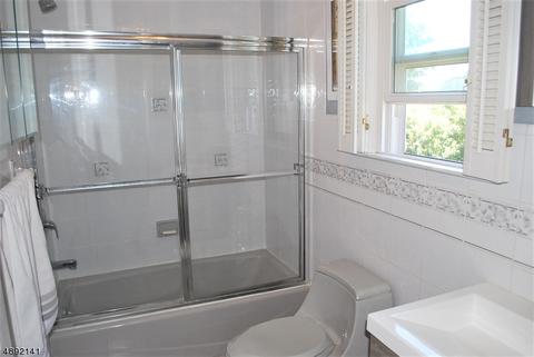 14 Durant Pl, Nutley, NJ 07110 photo 11