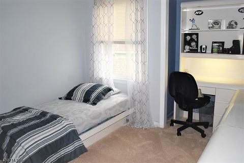 14 Durant Pl, Nutley, NJ 07110 photo 9