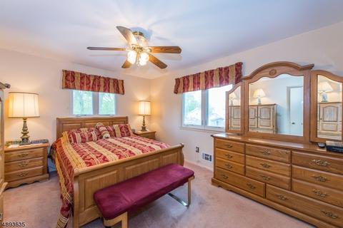 47 Rolling Hills Dr, Wayne, NJ 07470 photo 12