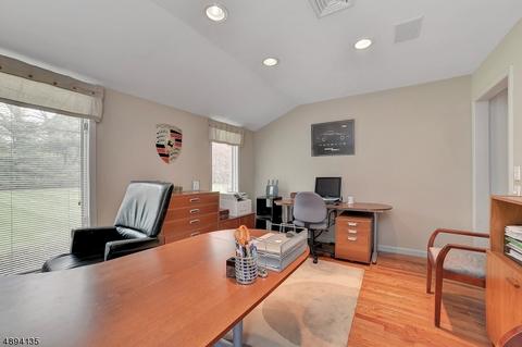 31 Brook Rd, Upper Saddle River, NJ 07458 photo 20