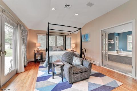 31 Brook Rd, Upper Saddle River, NJ 07458 photo 13