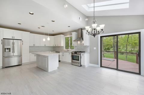 21 Robin Rd, Warren, NJ 07059 photo 8