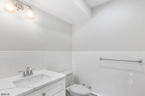 21 Robin Rd, Warren, NJ 07059 photo 11
