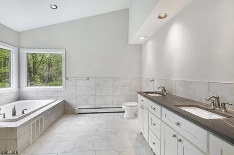 21 Robin Rd, Warren, NJ 07059 photo 14