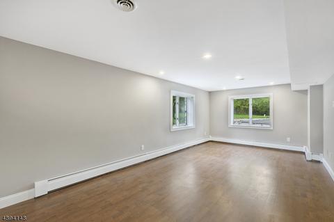 21 Robin Rd, Warren, NJ 07059 photo 17