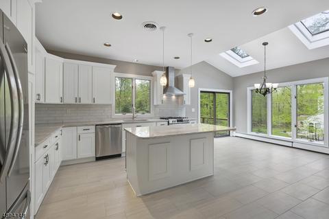 21 Robin Rd, Warren, NJ 07059 photo 6