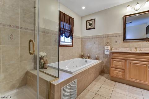 529 Malcolm Rd, Union, NJ 07083 photo 17
