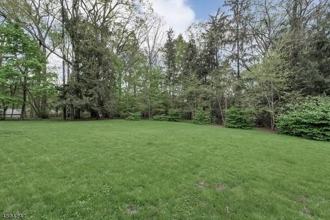 97 Stonebridge Rd, Montclair, NJ 07042 photo 22