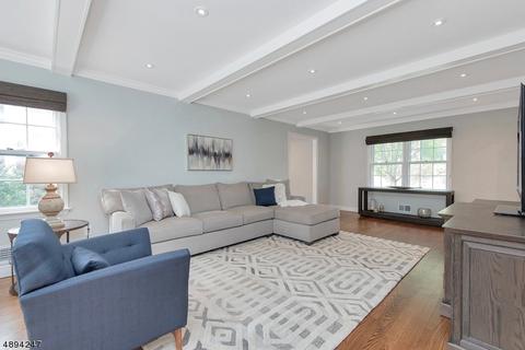97 Stonebridge Rd, Montclair, NJ 07042 photo 6