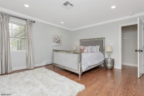 97 Stonebridge Rd, Montclair, NJ 07042 photo 19