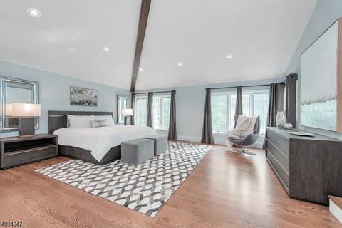 97 Stonebridge Rd, Montclair, NJ 07042 photo 15