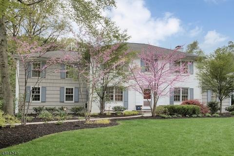 97 Stonebridge Rd, Montclair, NJ 07042 photo 2