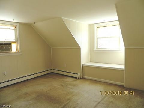 122 Woodhaven Dr, Wayne, NJ 07470 photo 10