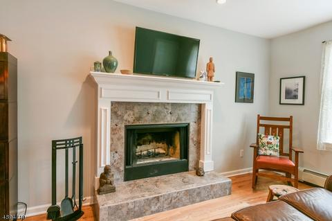 8 Smith St, Waldwick, NJ 07463 photo 7