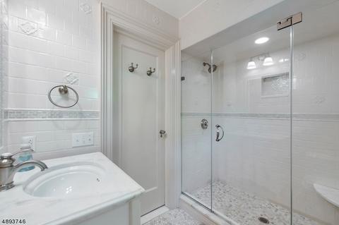 55 Aubrey Rd, Montclair, NJ 07043 photo 14