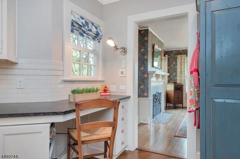 55 Aubrey Rd, Montclair, NJ 07043 photo 10