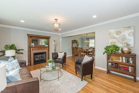 6 Stephen Ct, Montclair, NJ 07043 photo 3