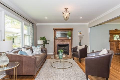 6 Stephen Ct, Montclair, NJ 07043 photo 4