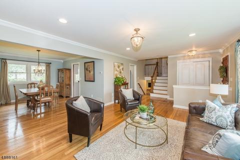 6 Stephen Ct, Montclair, NJ 07043 photo 2